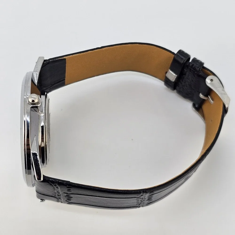 42MM Men's Watch‎ Roman Numerals Tan Dial Black Leather Bands New Battery